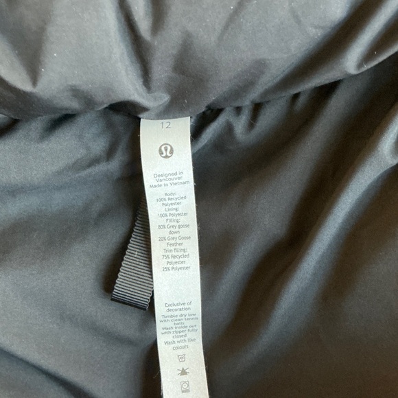 Lululemon Athletica Black Wunder Puff Cropped Puffer Vest - Picture 11 of 12